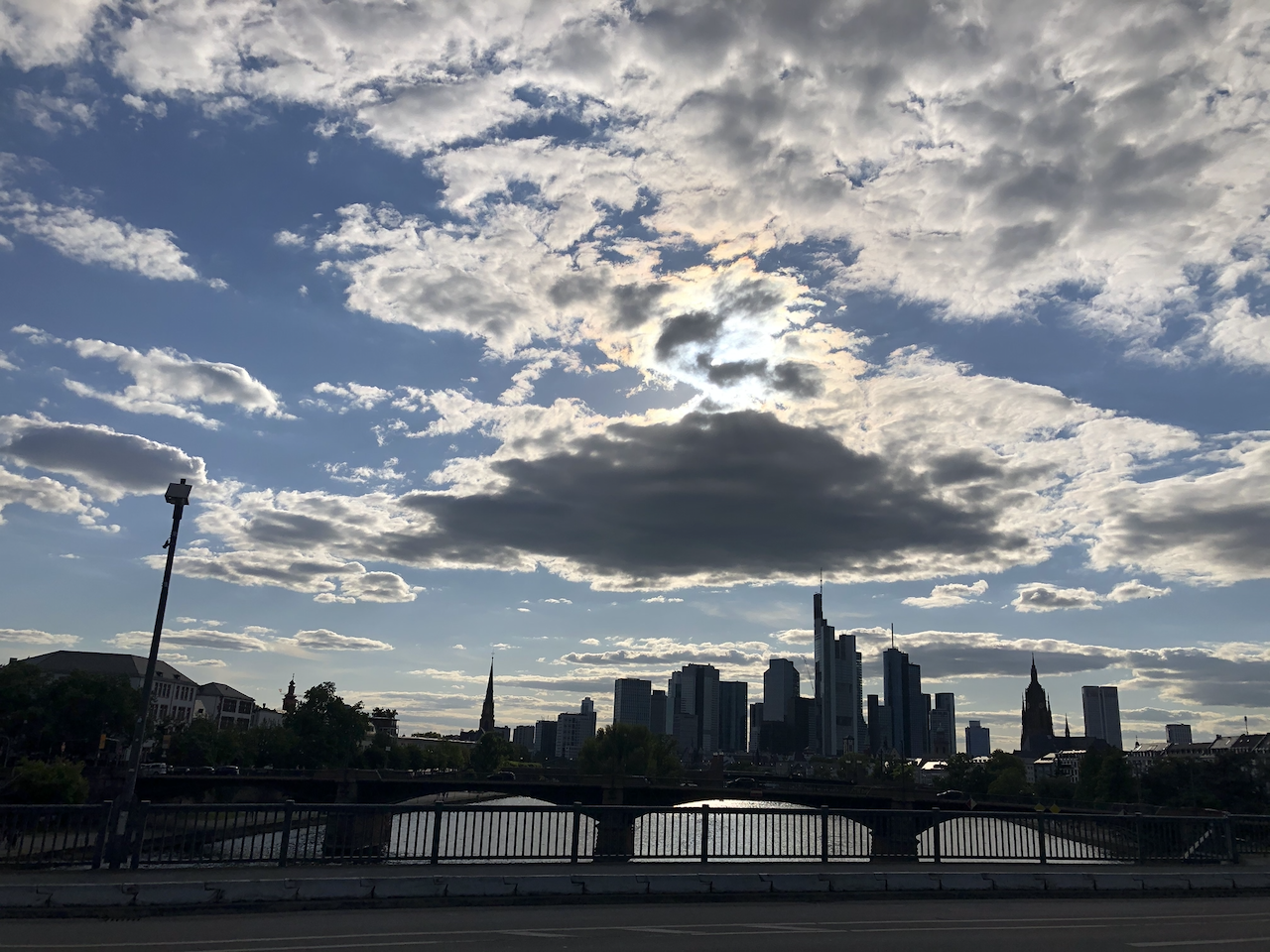 Und wir wissen, dass für die, die Gott lieben …, alles zum Guten führt.